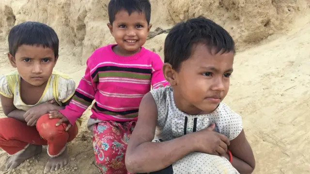 रोहिंग्या बच्चे