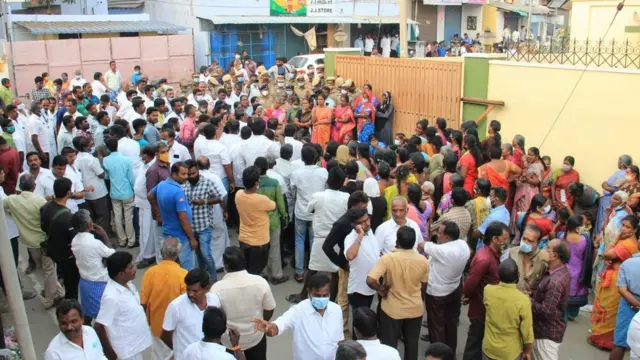 11 கிலோ தங்கம்; 118 கிலோ வெள்ளி- எஸ்.பி வேலுமணி வீட்டில் என்னவெல்லாம் கையகப்படுத்தப்பட்டன?