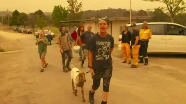 "Ya ölenler ne olacak, Başbakan?" diyen bir Avustralyalı