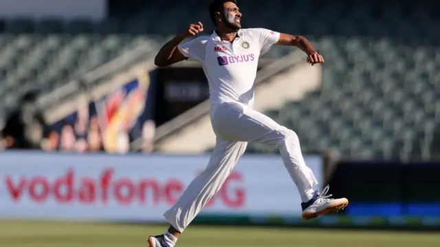 आयसीसी दशक संघ, विराट कोहली. रोहित शर्मा, महेंद्रसिंग धोनी