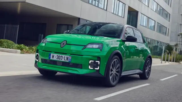 رنو ۵ الکتریکی به انتخاب مجله تاپ‌گیر بهترین ماشین سال ۲۰۲۴ شد