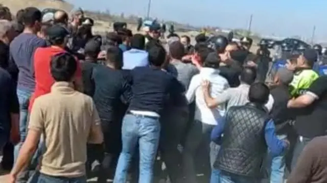 Saatlı, aksiya, nümayiş, polis, Azərbaycan, insan haqları, su qıtlığı