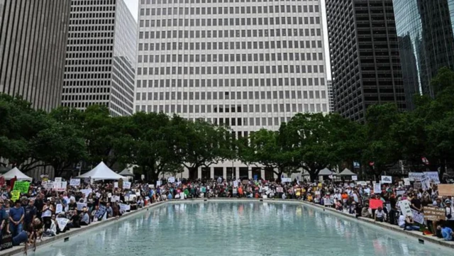 டொனால்ட் டிரம்ப், அமெரிக்கா 