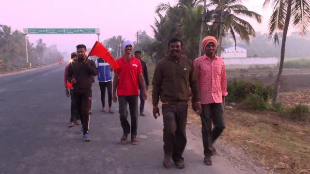 బ్రహ్మచారీల పాదయాత్ర