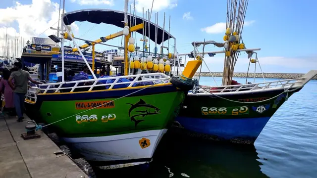 දිනිති දුව ධීවර යාත්‍රා