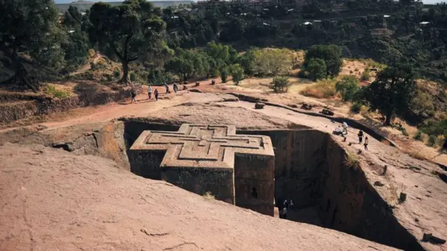 ሓንቲ ካብተን ዝጸንሓ ኣብያተ ክርስቲያናት ላሊበላ