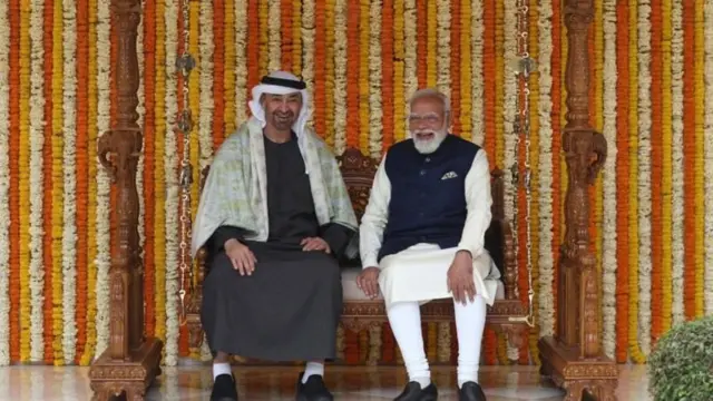 கடந்த ஆண்டு செப்டம்பரில் சௌதி அரேபியாவிற்கும் பாகிஸ்தானுக்கும் இடையே பாதுகாப்பு ஒப்பந்தம் கையெழுத்தான நிலையில், தற்போது இந்தியா மற்றும் எமிரேட்ஸ் இடையிலான இந்த மூலோபாய பாதுகாப்பு கூட்டாண்மை ஒப்புக்கொள்ளப்பட்டுள்ளது.
