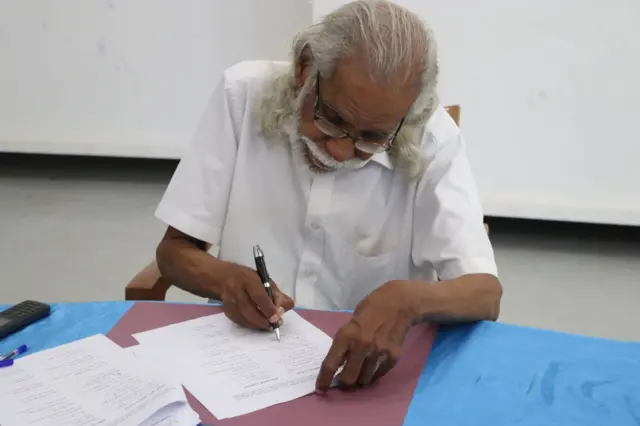 இலங்கையில் தமிழ் ஜனாதிபதி பொது வேட்பாளரை தென்னிலங்கை தமிழ் கட்சிகள் நிராகரிக்க காரணம் என்ன?