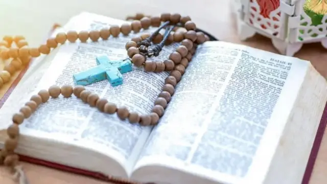 Foto Alkitab