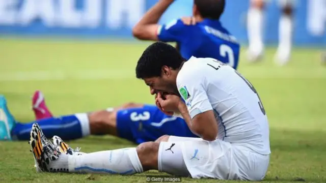 piala dunia, luiz suarez