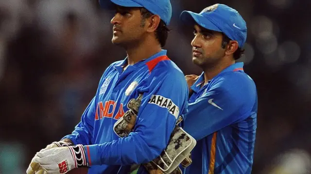 गौतम गंभीर, महेंद्र सिंह धोनी