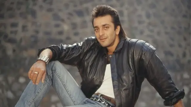 Ilaa 100 filim ayuu dhigay tan iyo 1981