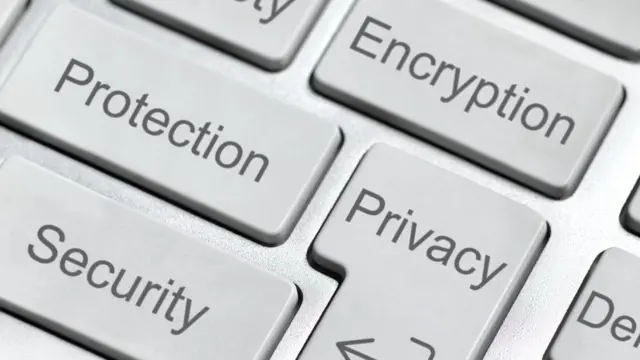 நமக்கே தெரியாமல் நம்மைக் கண்காணிக்கும் ஏர்டேக் சாதனம்