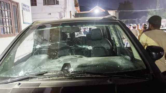 షుజాత్ బుఖారీ హత్యకు గురైన కారు