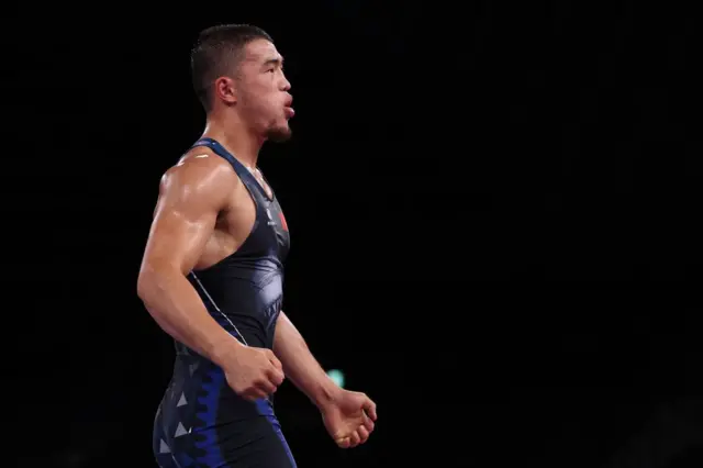 Акжол Махмудов