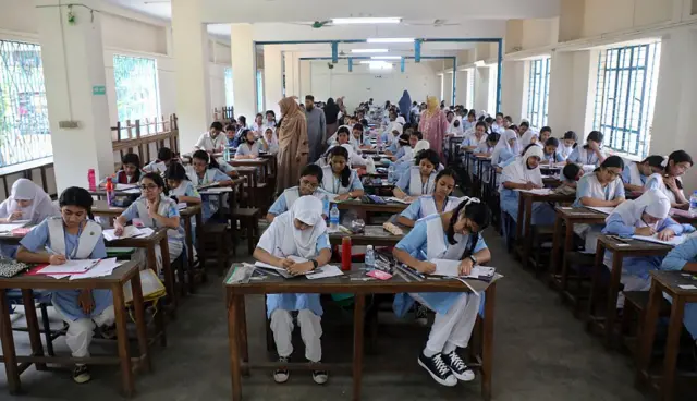 প্রাথমিক বৃত্তি পরীক্ষার দৃশ্য