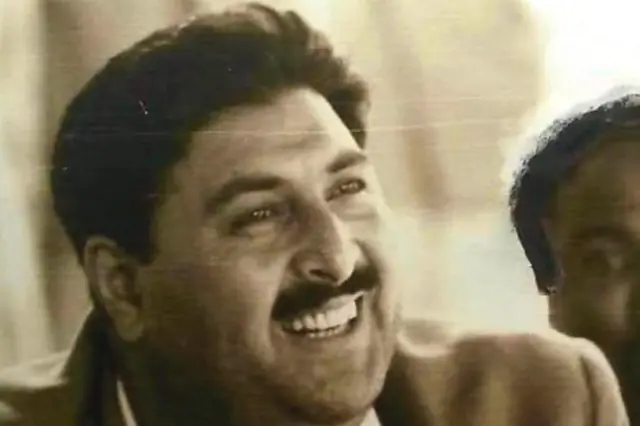 عکسی که گفته شده ظاهرشاه از استاد سرآهنگ گرفته است