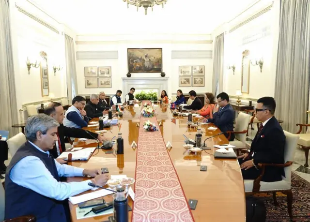 नेपाल र भारतका परराष्ट्र अधिकारीबीचको छलफल 