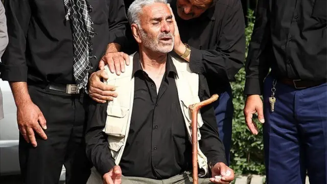 تشییع جنازه دو نفر از قربانیان در بجنورد