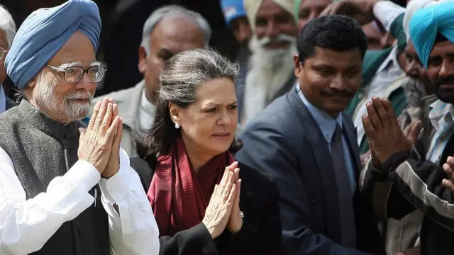 सोनिया गांधी, मनमोहन सिंह