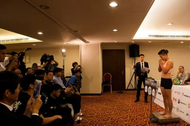 महिला बॉक्सर