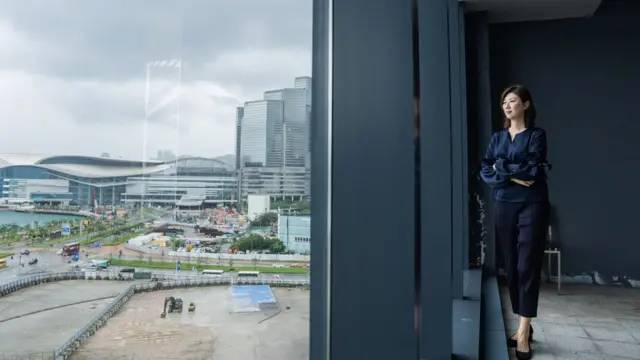 유니스 영은 중국이 홍콩을 안정적인 상태로 이끌 것이라고 믿는다