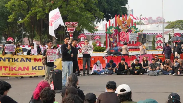 demo 27 Agustus, Aksi Kamisan