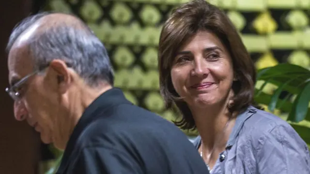 María Ángela Holguín y Humberto De la Calle.