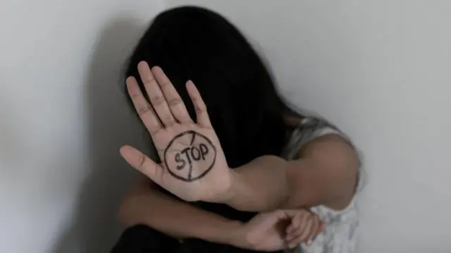 பாலியல் துன்புறுத்தல் 