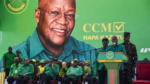 John Magufuli (2nd R) speaks during the official launch of his party's campaign for the October general election at the Jamhuri stadium in Dodoma, Tanzania, on 29 August, 2020