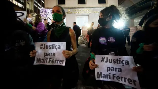 Protesto em apoio a Mariana Ferrer, em São Paulo, em 4 de novembro de 2020