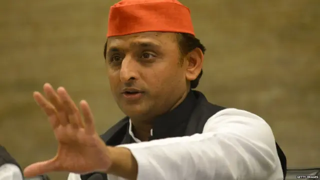 अखिलेश यादव