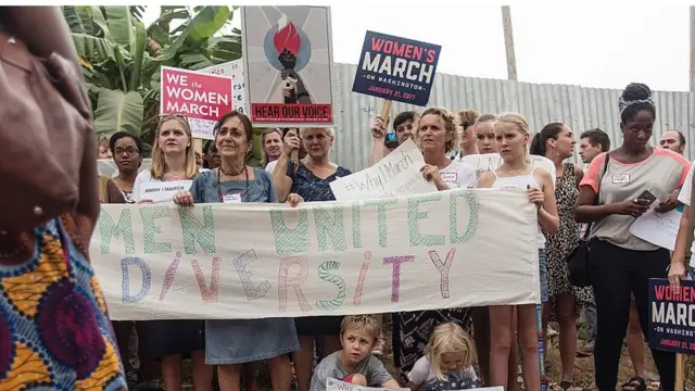 கானாவில் டிரம்ப்புக்கு எதிரான போராட்டத்தில் பெண்கள்