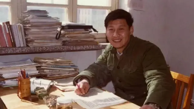 Mid ka mid ah sawirrada dhifka ah ee laga hayo madaxweynaha Shiinaha oo da' yar
