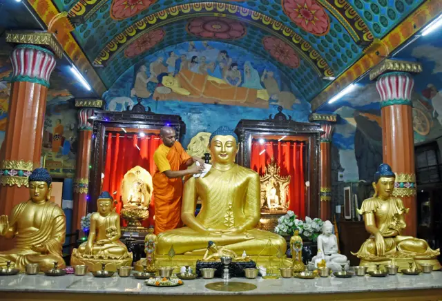 बौद्ध भिक्षू