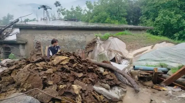 पाकिस्तानातील अनेक जिल्ह्यात पुराचा हाहाकार
