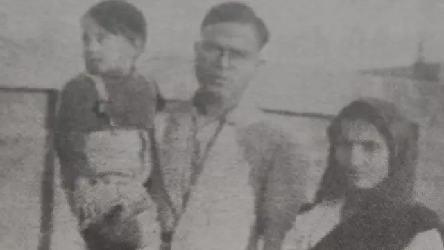 దుర్గా దేవీ కుటుంబం