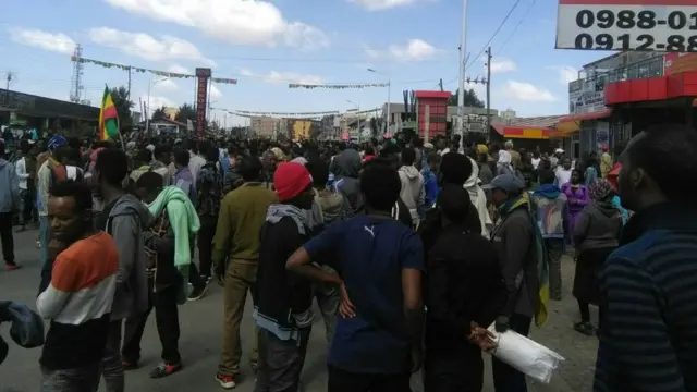 በደብረብርሃን ከተማ የተካሄደ ሰልፍ በከፊል