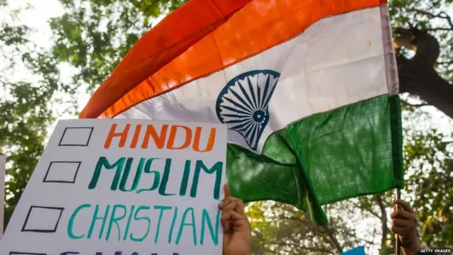 પ્રદર્શનકારીઓની તસવીર