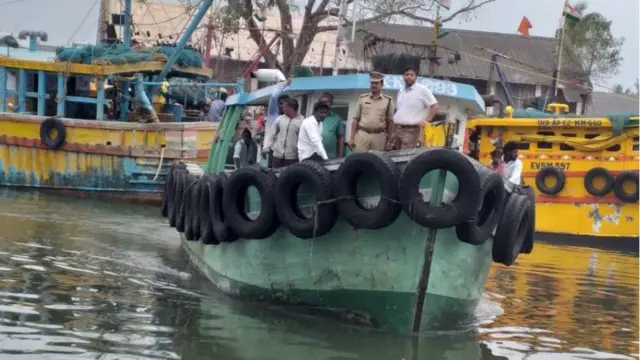 తుపాను వచ్చినపుడు ఏం చేయాలి? తుపాను నుంచి ఎలా తప్పించుకోవాలి? తుపాను రాకముందు ఎలాంటి జాగ్రత్తలు తీసుకోవాలి? భారత వాతావరణ శాఖ చెబుతున్న సూచనలు మీ కోసం.