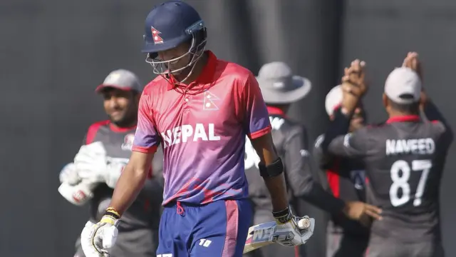 पारस खड्का