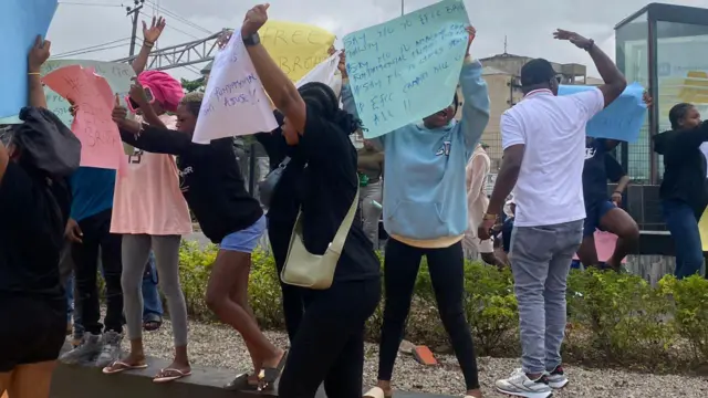 Awọn ọdọ to n se iwọde 