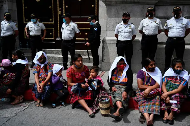 Mujeres indígenas en una manifestación. 