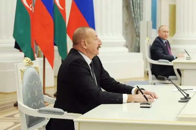 Rusya Devlet Başkanı Vladimir Putin ve Azerbaycan Cumhurbaşkanı İlham Aliyev