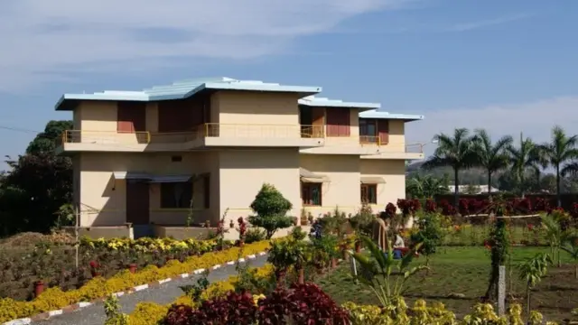 મધ્ય પ્રદેશમાં આવેલી ધ્રુપદ સંસ્થાન