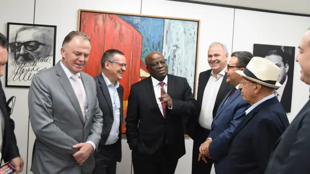 Joaquim Barbosa e políticos do PSB