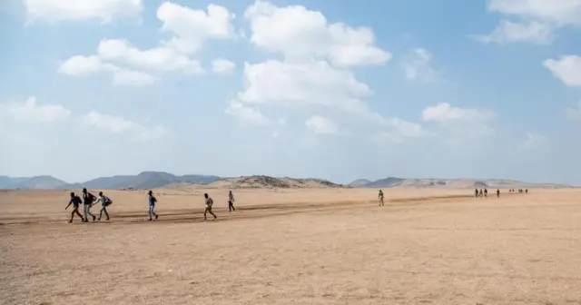 ናብ ቀይሕ ባሕሪ ዝግስግሱ ስደተኛታት