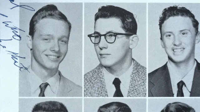 Aldrich Ames, üniversiteyi yarıda bırakmasına karşın, CIA'de çalışan babasının yardımıyla kuruluşta çalışmaya başladı. 