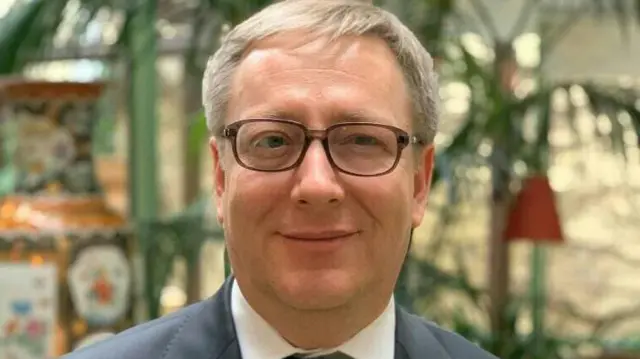 Araşdırmaçı jurnalist Hafiz Babalı saxlanılıb Azərbaycan Jurnalistika AbzasMedia jurnalistlərin həbsi işi Abzas Media Sevinc Vaqifqızı Sevinc Vagifgizi Ulvi Hasanli Mahammad Kekalov Nargiz Absalamova