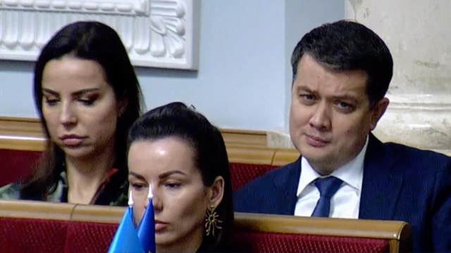 Дмитро Разумком під час засідання парламенту 18 грудня 2025 року